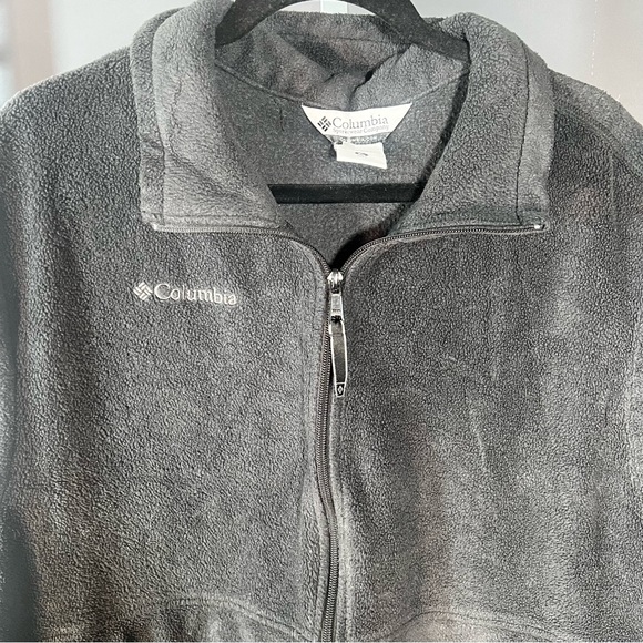 Columbia vest. Size XL. - Picture 9 of 16